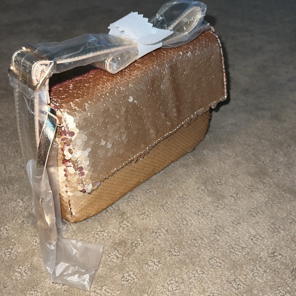 Nicole Miller Shoulder Bag Gold Shoulder Strap Purse (0054)